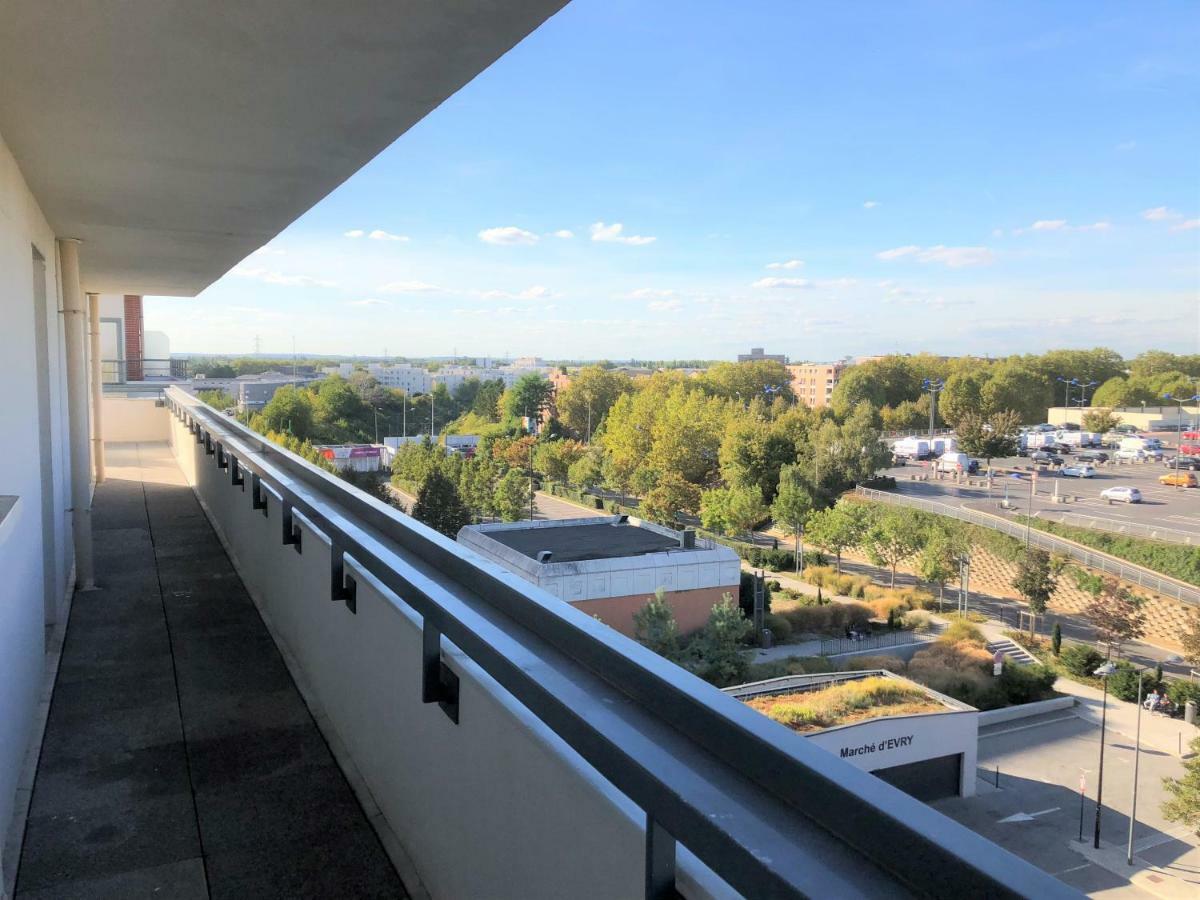 Bel Appartement De 2 Chambres A 40 Min De Paris Courcouronnes Zewnętrze zdjęcie